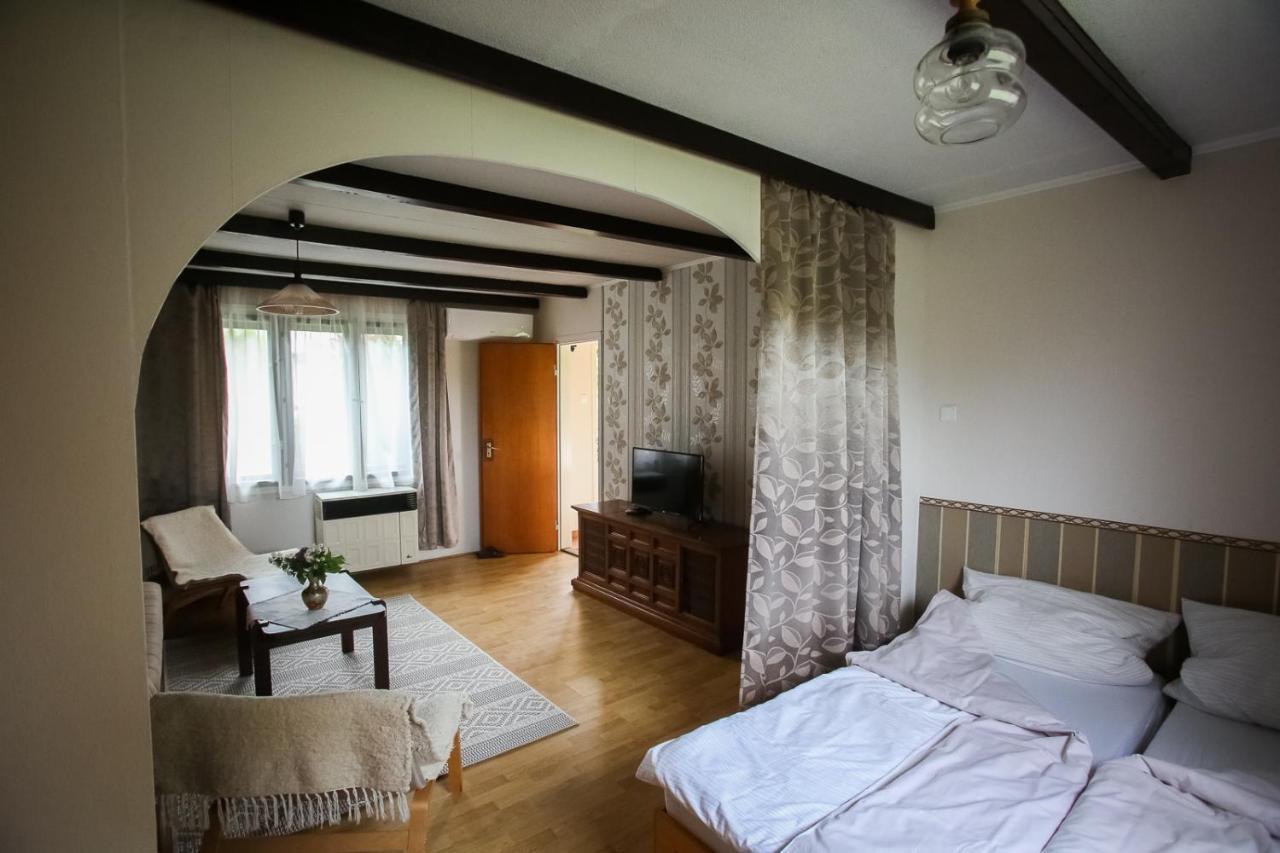 Hellenyi Apartmanok Harkány Eksteriør bilde